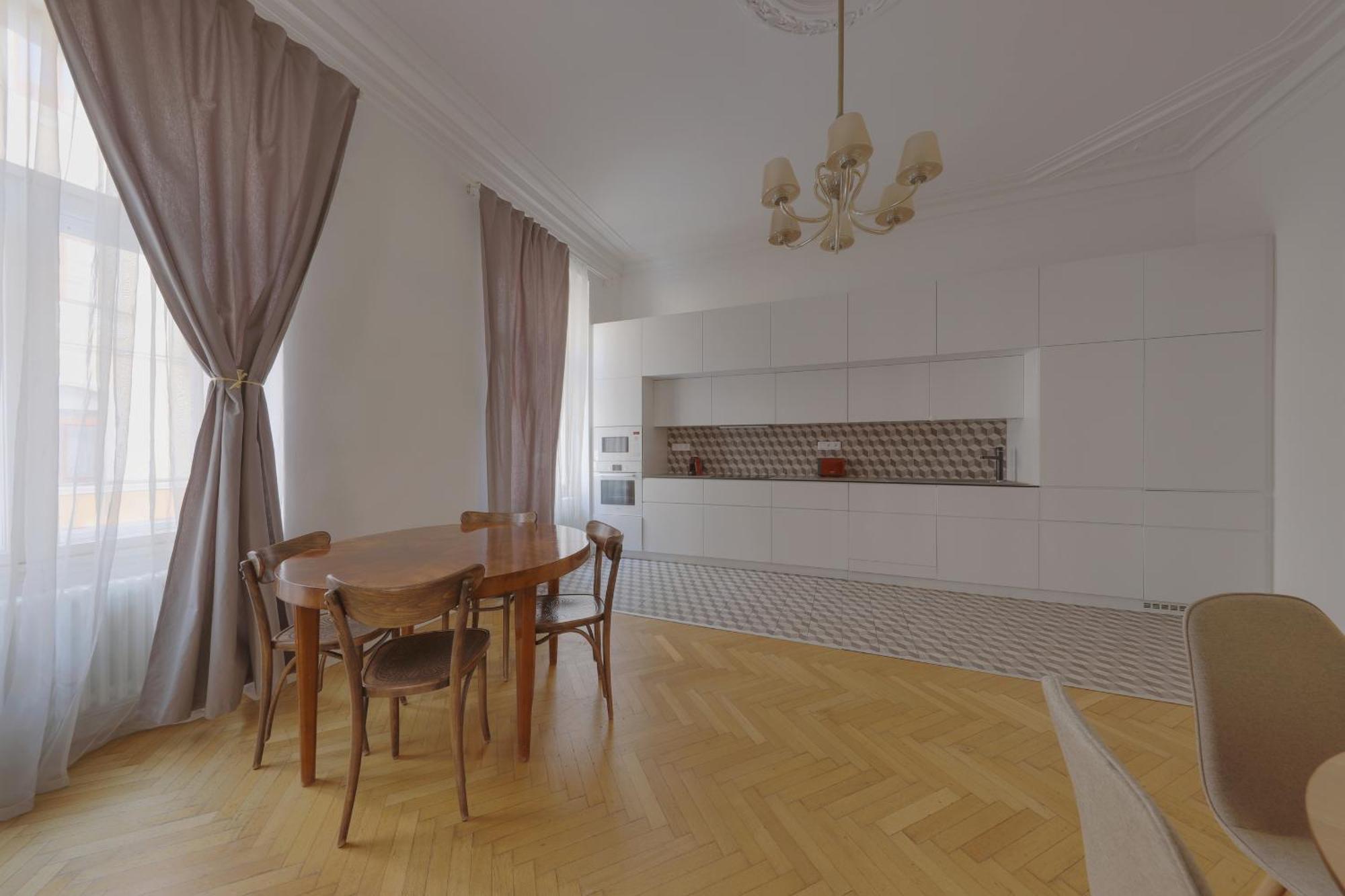 Beautiful Condo At The Old Town Pressburg Exterior foto