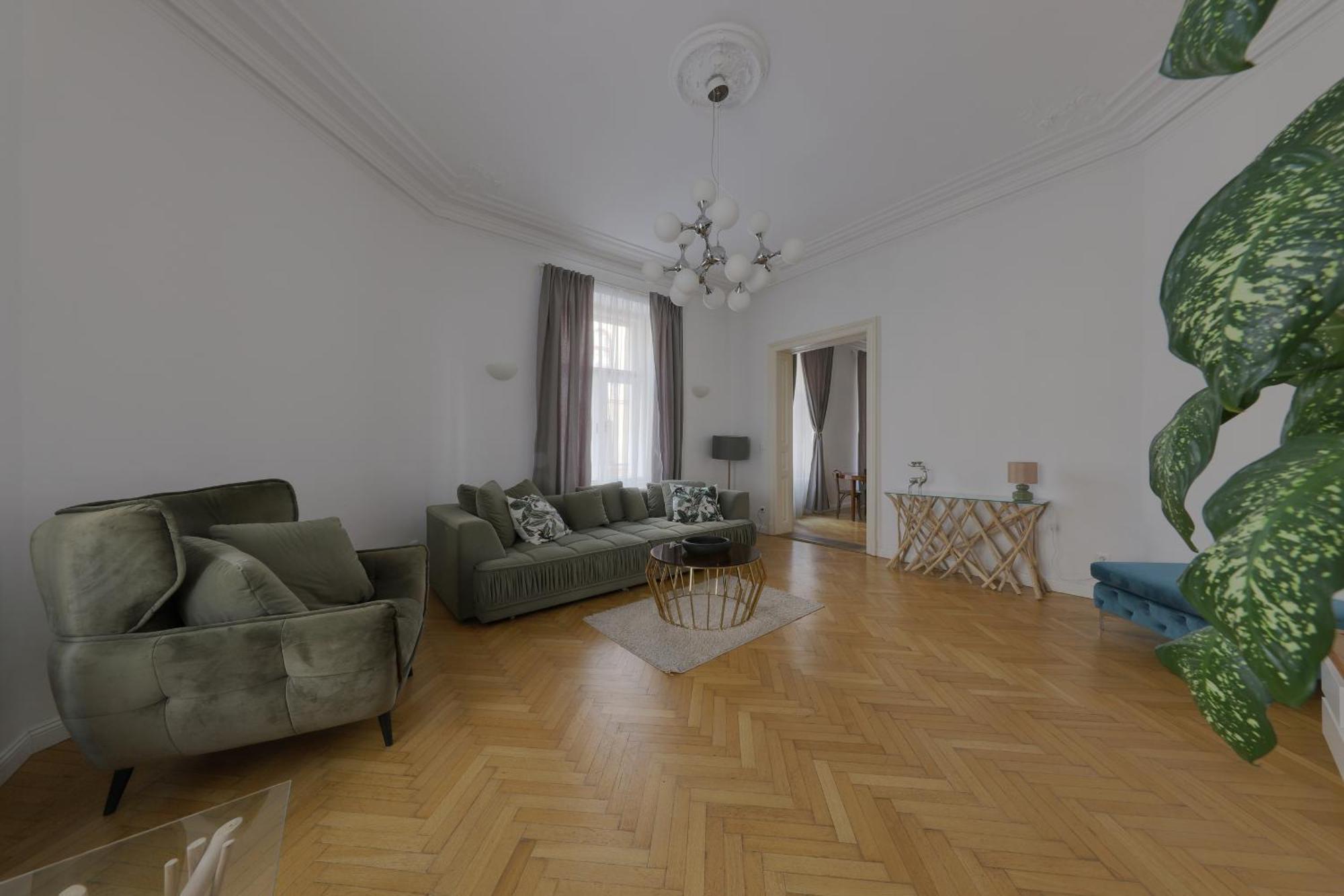 Beautiful Condo At The Old Town Pressburg Exterior foto