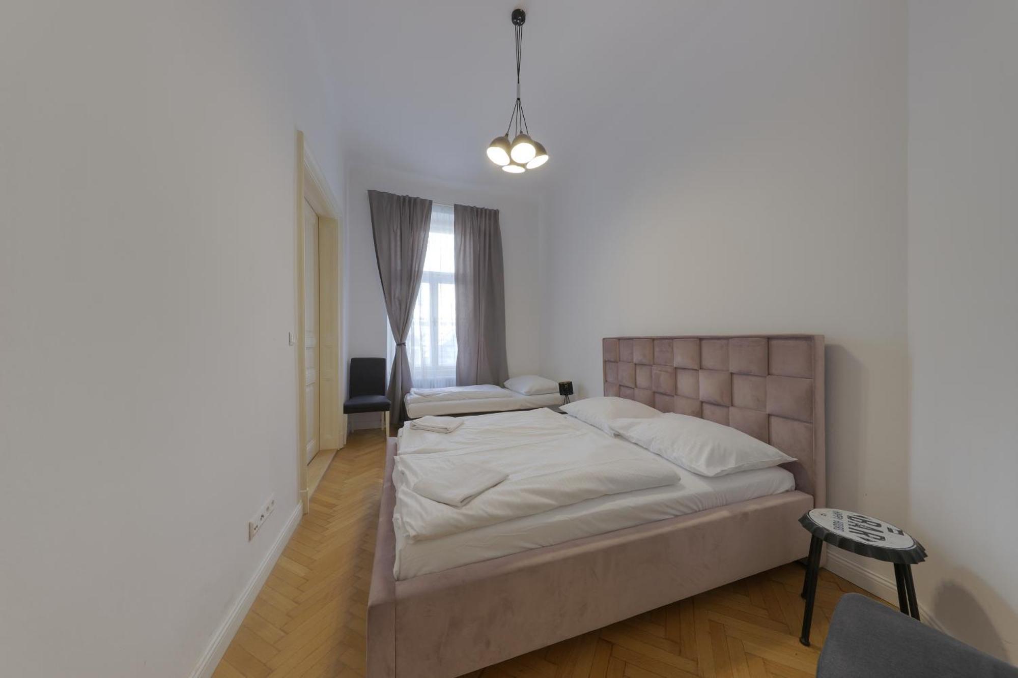 Beautiful Condo At The Old Town Pressburg Exterior foto